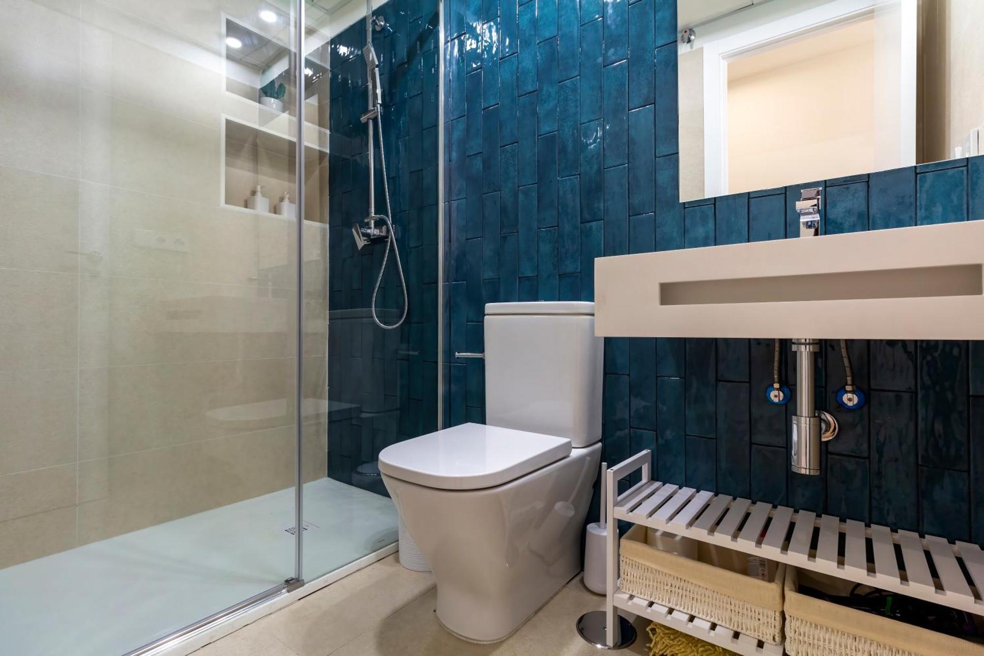 Alohamundi Puerta Osario II Apartment Севиля Екстериор снимка